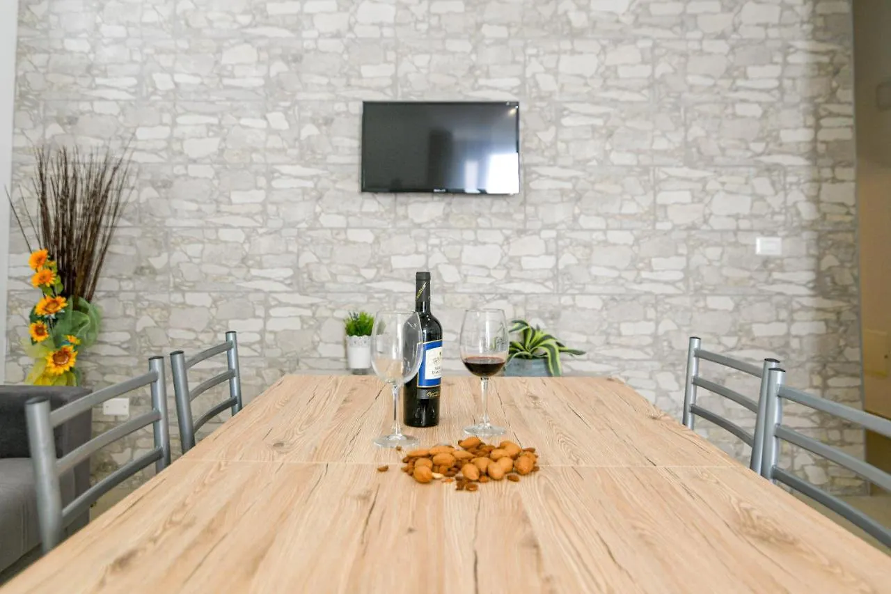 Apartment Laura Avola Italy