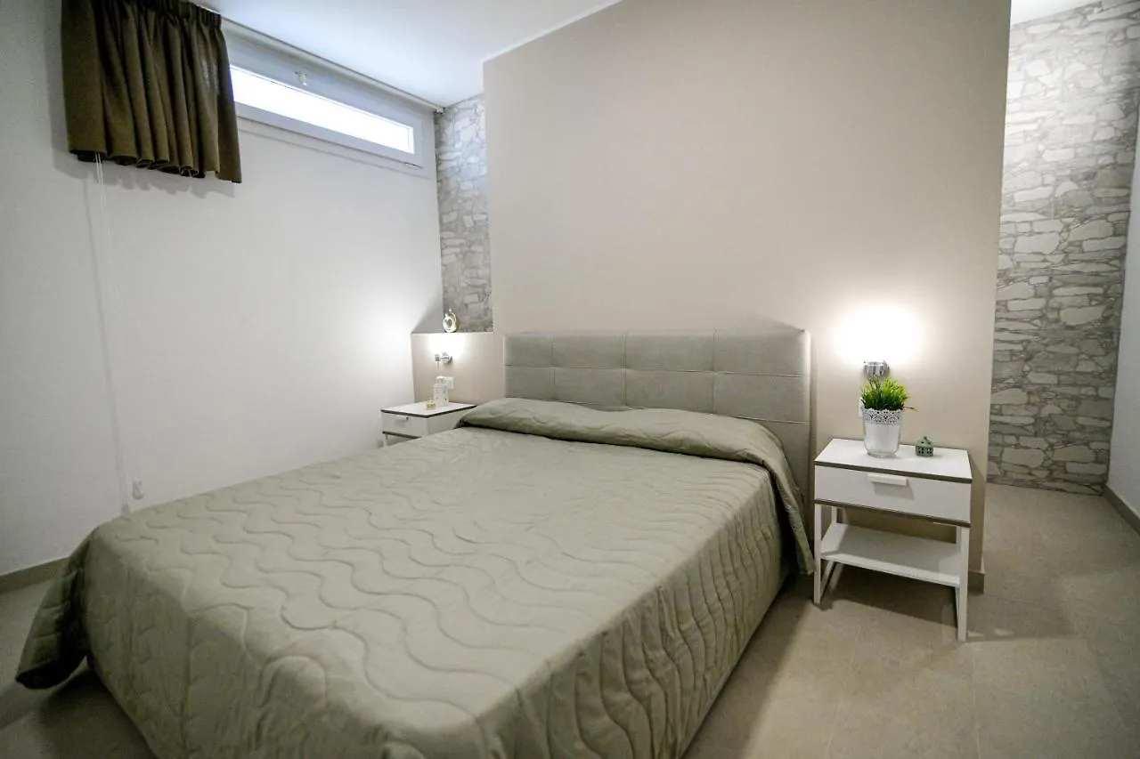 Apartment Laura Avola Italy