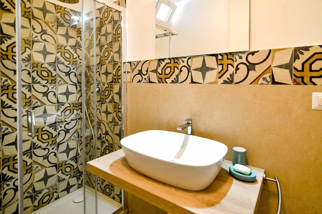 Apartment Laura Avola