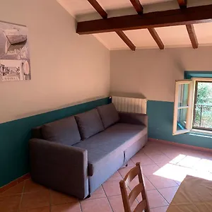https://ampio-appartamento-con-torretta-su-parma.emilia-romagnahotels.net